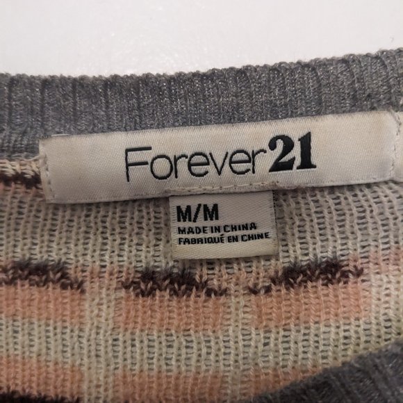 Patterned Grey and Pink Sweater - Picture 4 of 4